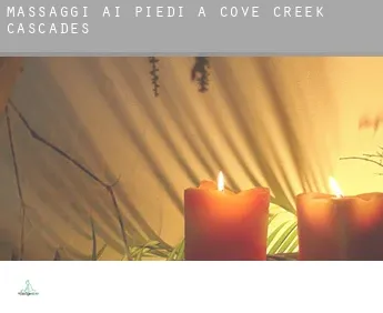 Massaggi ai piedi a  Cove Creek Cascades